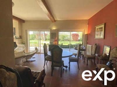 Viager - Maison - 232 m² - 7 pièces