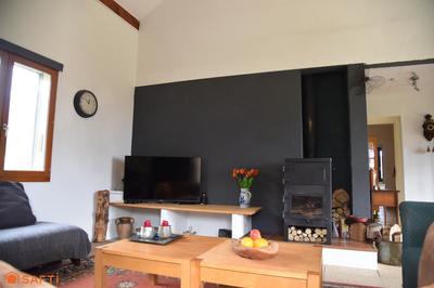 Maison - 240 m² - 8 pièces