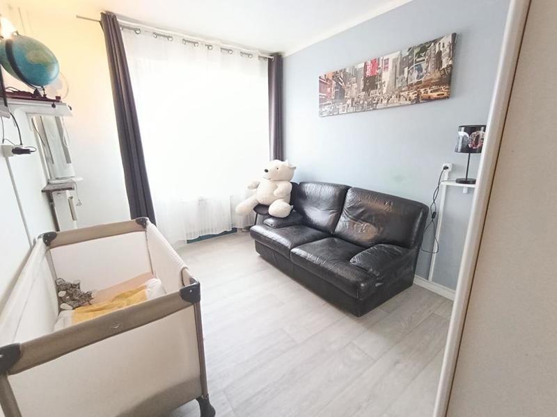 Appartement - 98 m² - 5 pièces