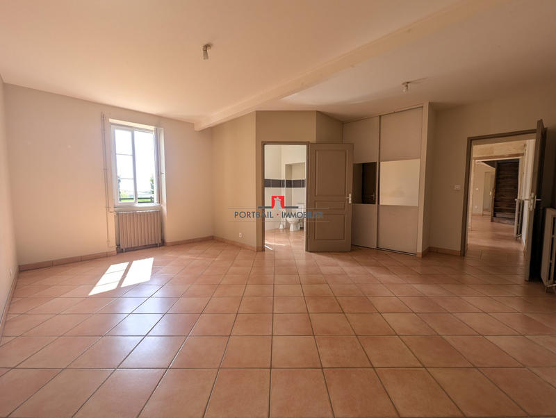 Maison ancienne - 172 m² - 8 pièces