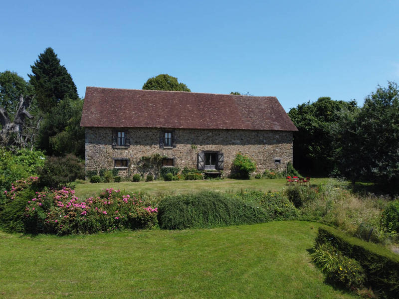 Demeure - 300 m² - 7 pièces