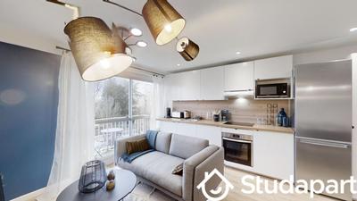 Chambre - 85 m² - 1 pièce