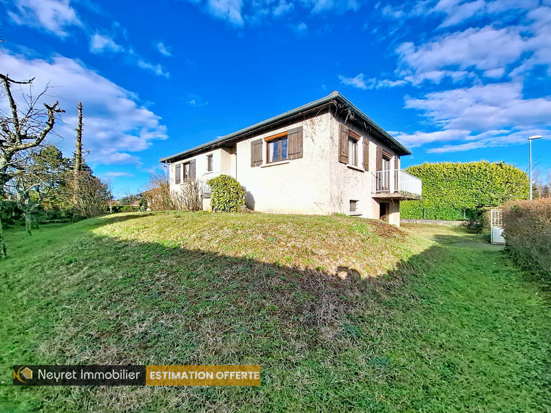 Maison - 97 m² - 5 pièces