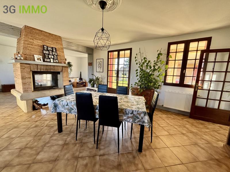 Maison - 214 m² - 7 pièces