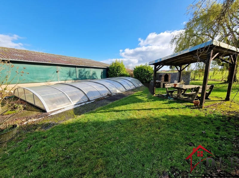 Propriété - 172 m² - 6 pièces