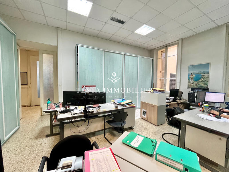 Appartement - 201 m² - 8 pièces