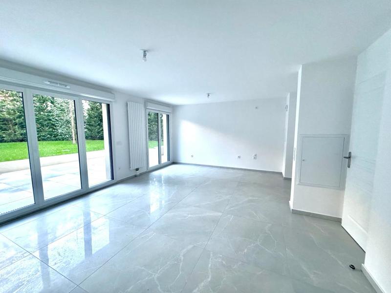 Appartement - 97 m² - 4 pièces