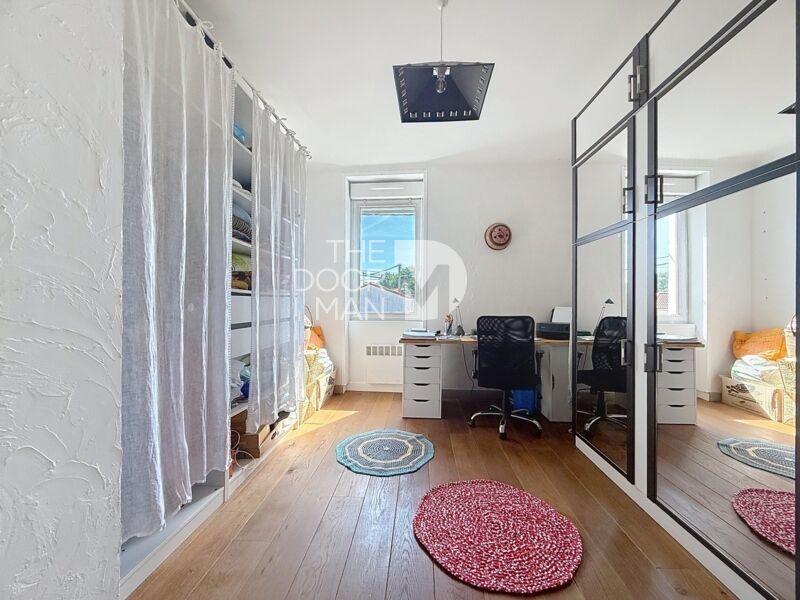 Maison - 87 m² - 4 pièces