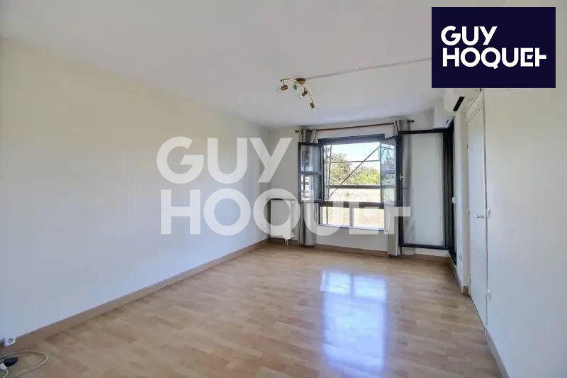 Studio - 28 m² - 1 pièce