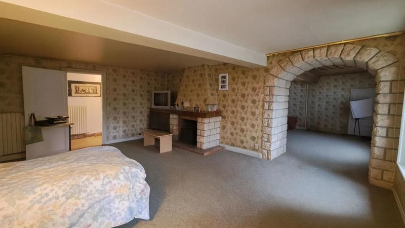 Maison - 300 m² - 10 pièces