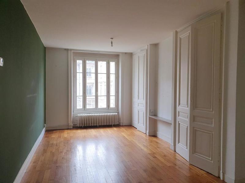 Appartement - 79 m² - 2 pièces