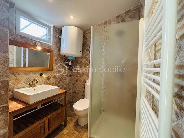 Maison de village - 94 m² - 4 pièces