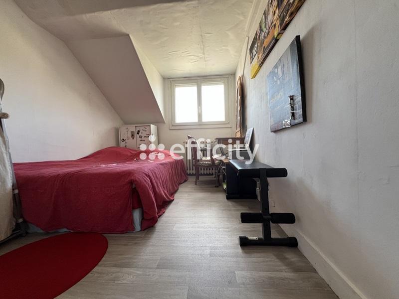 Maison ancienne - 177 m² - 10 pièces