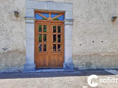 Maison ancienne - 244 m² - 7 pièces