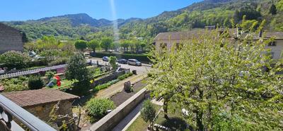 Maison en pierre - 282 m² - 10 pièces