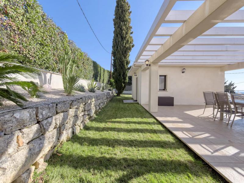 Villa - 280 m² - 7 pièces