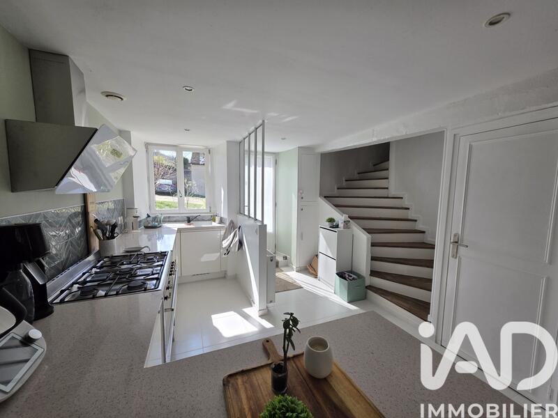 Maison - 110 m² - 5 pièces