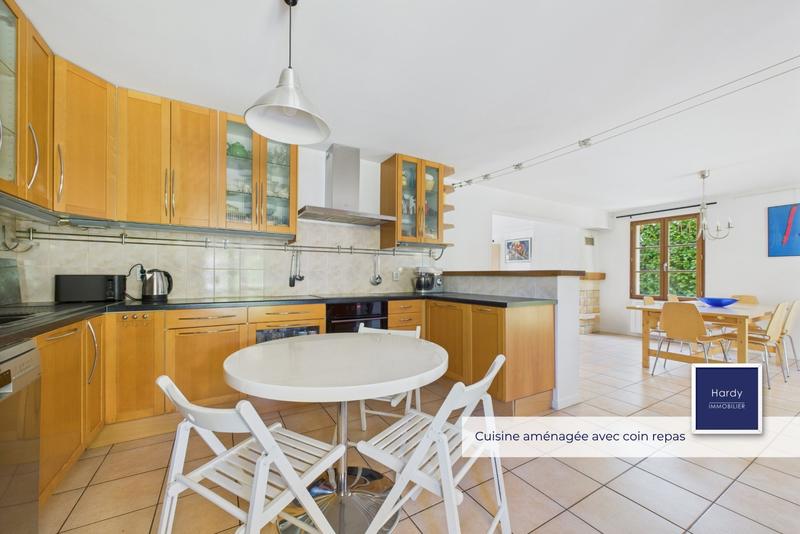 Maison - 123 m² - 6 pièces