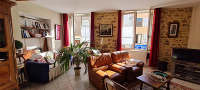 Maison - 120 m² - 6 pièces