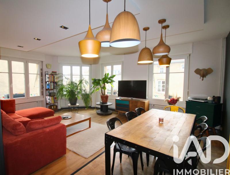 Appartement - 176 m² - 8 pièces