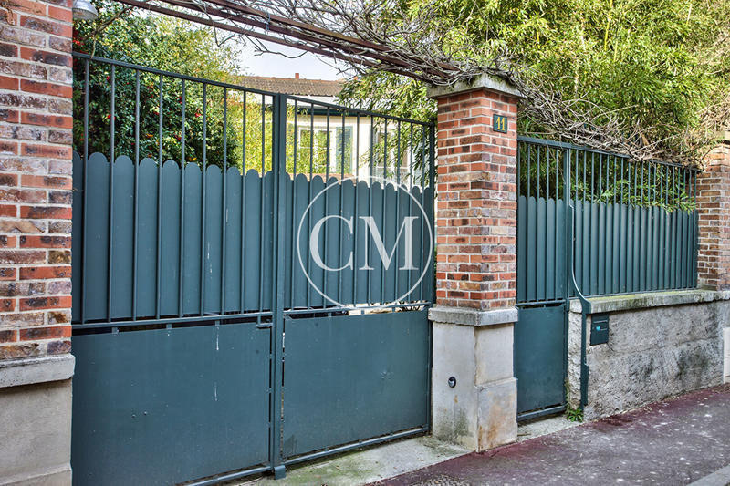 Maison - 169 m² - 7 pièces