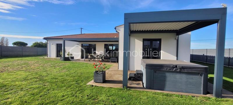 Maison - 116 m² - 4 pièces