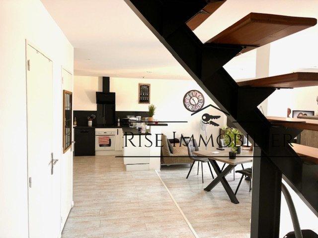 Appartement - 94 m² - 4 pièces