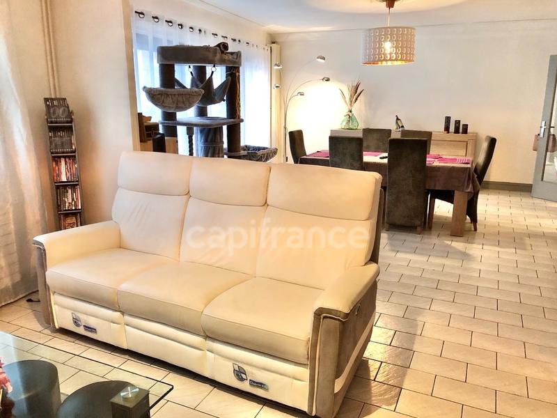 Appartement - 123 m² - 6 pièces