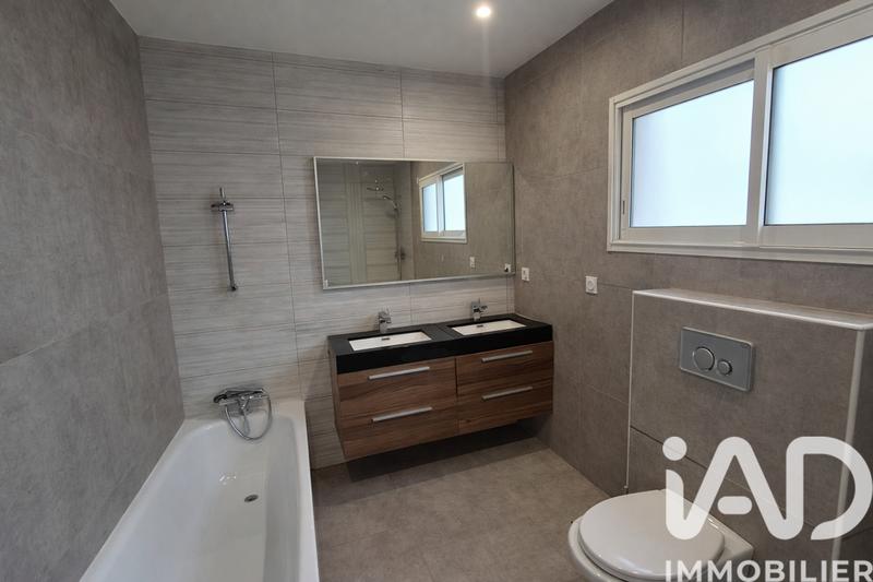 Maison - 110 m² - 4 pièces