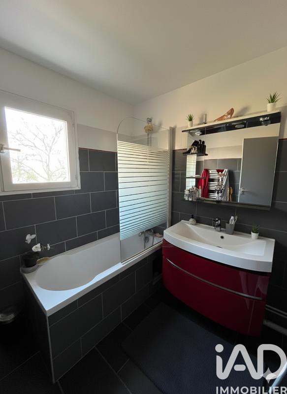 Appartement - 100 m² - 5 pièces