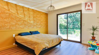 Maison - 165 m² - 7 pièces