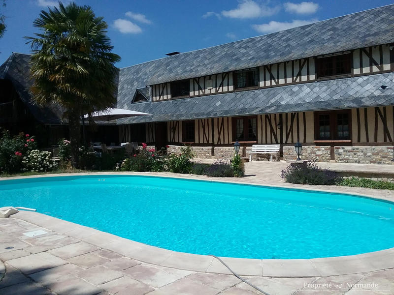 Maison ancienne - 347 m² - 12 pièces