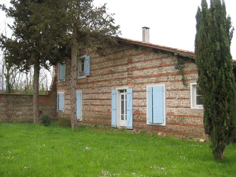 Château - 1 043 m² - 7 pièces