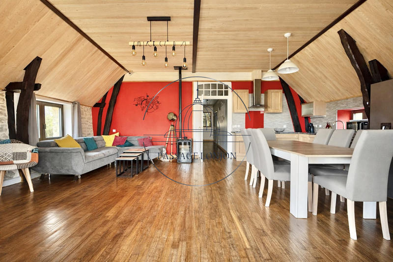 Maison ancienne - 180 m² - 5 pièces