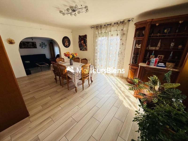 Maison - 167 m² - 7 pièces