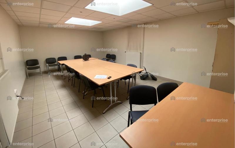 Local d'activité / Entrepôt - 1 444 m²