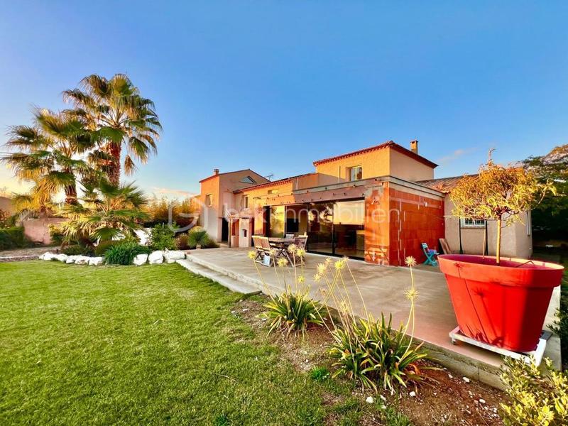 Villa - 165 m² - 6 pièces