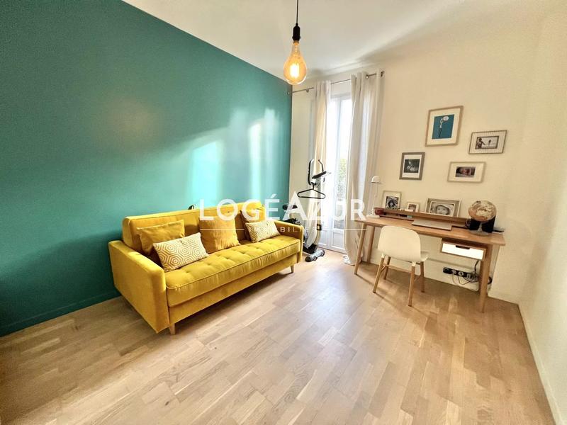 Appartement - 82 m² - 3 pièces