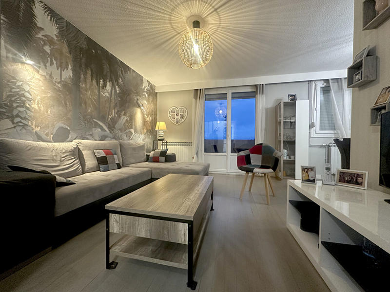 Appartement - 63 m² - 4 pièces