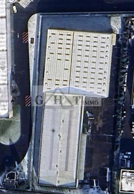 Entrepôt - 1 200 m²