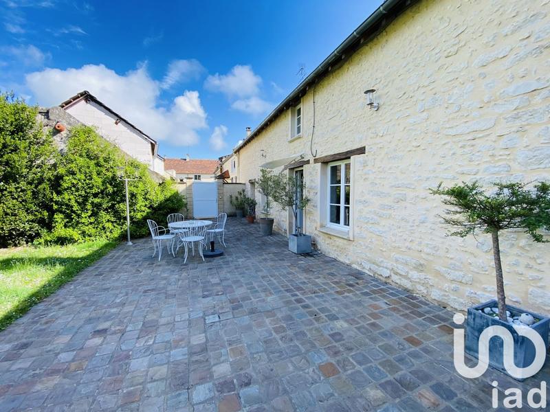 Maison - 180 m² - 6 pièces