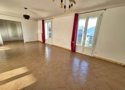 Maison - 168 m² - 6 pièces