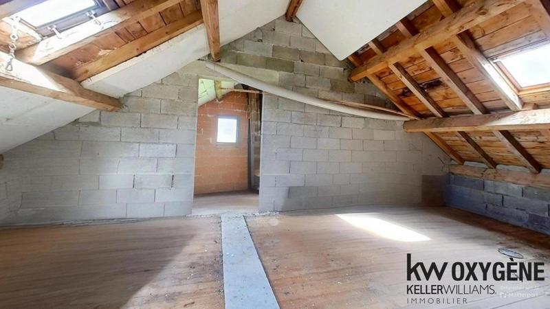 Maison - 77 m² - 6 pièces