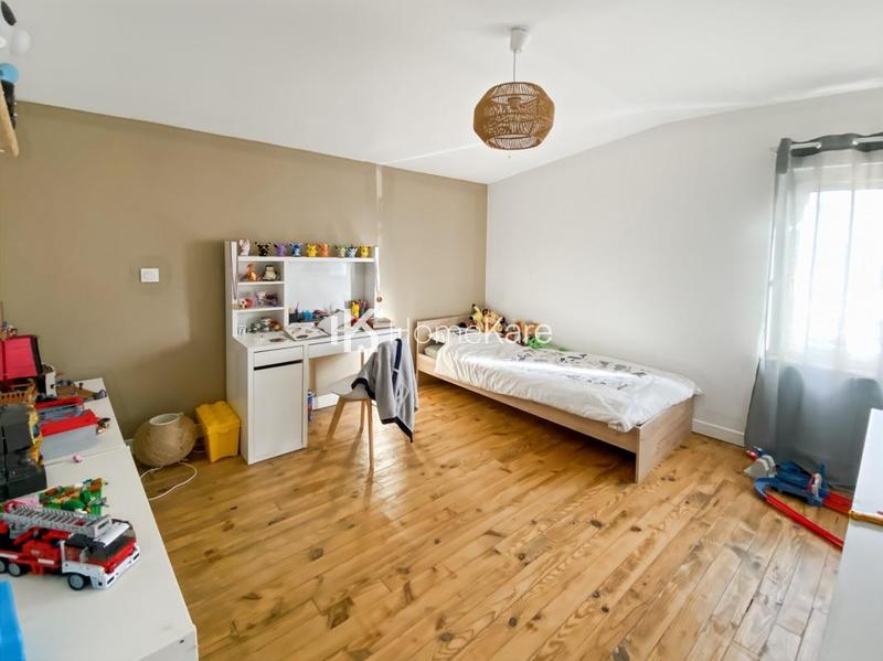 Maison - 175 m² - 6 pièces