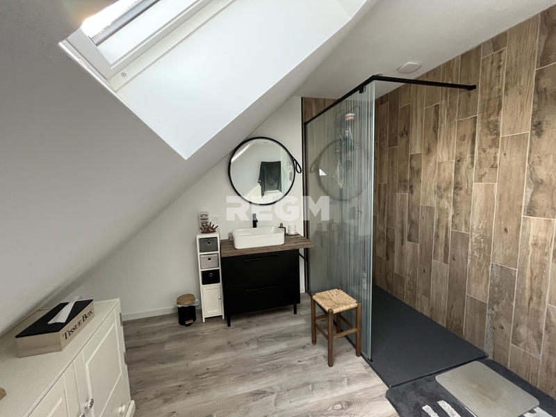 Maison - 135 m² - 5 pièces