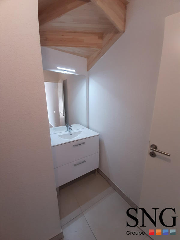 Appartement - 82 m² - 4 pièces