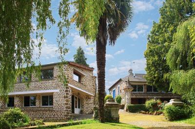 Propriété - 308 m² - 13 pièces