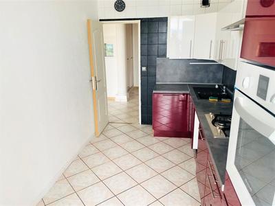 Appartement - 92 m² - 5 pièces