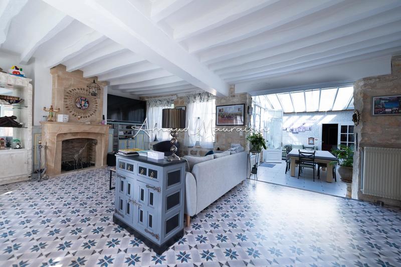 Maison - 275 m² - 7 pièces