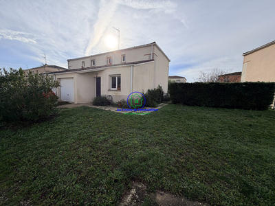 Villa - 80 m² - 4 pièces
